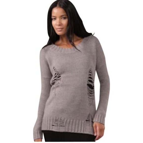 Corson worn‎ twice  Ripped Distressed Crew Neck Women size M - Picture 1 of 6